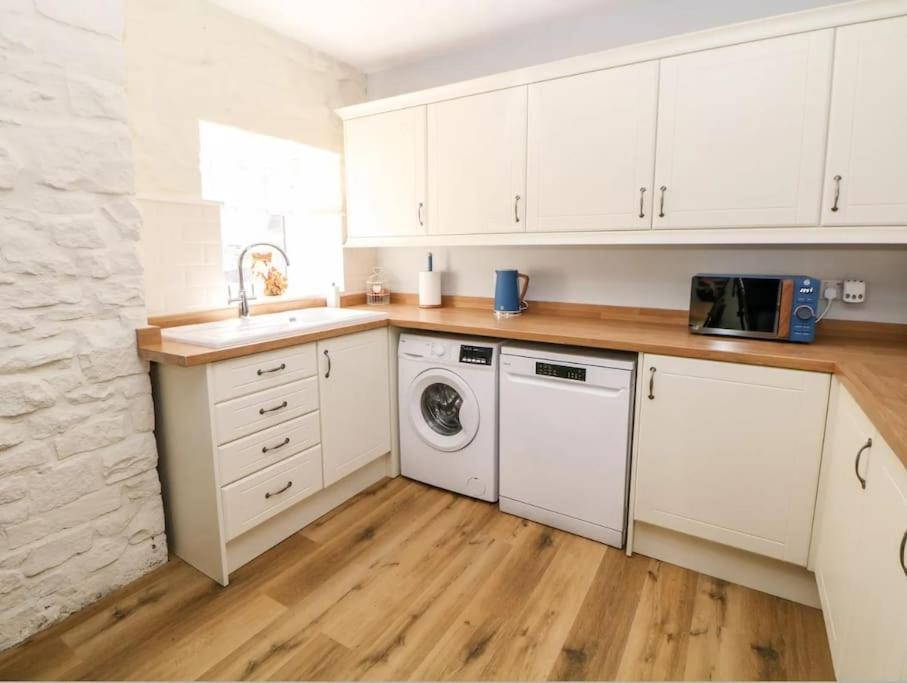 Babbling Brook Cottage Stony Middleton 외부 사진